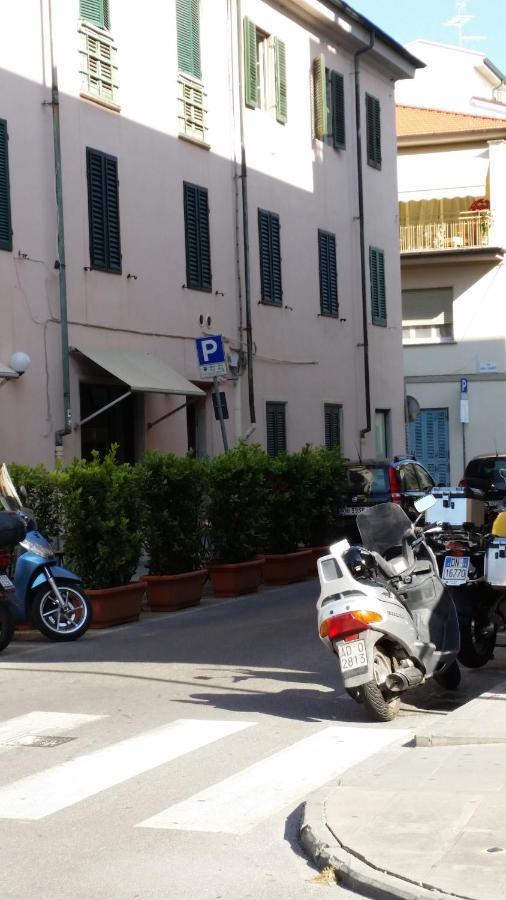 维亚雷焦Casa Di Titta Vicino Al Mare别墅 外观 照片